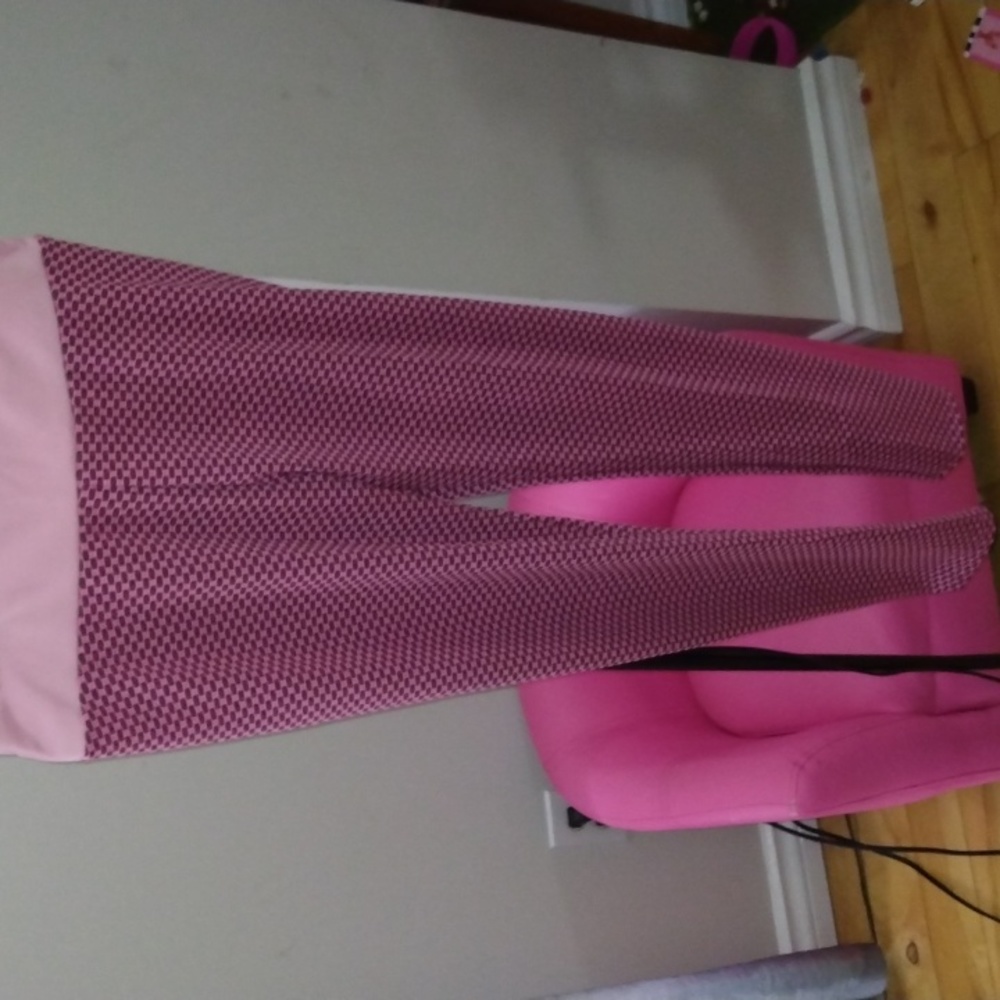Women's comfy forever pink leggings Sz Medium